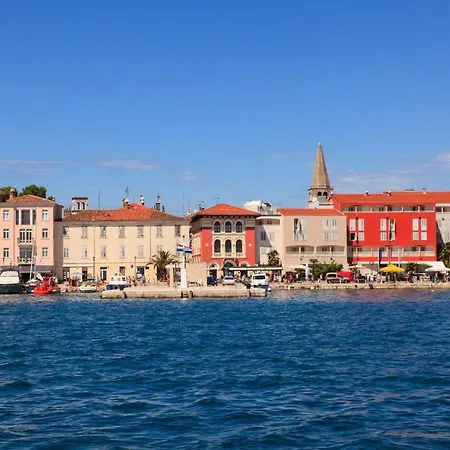 Spacious 3bdr Sea View Next To The Beach Porec